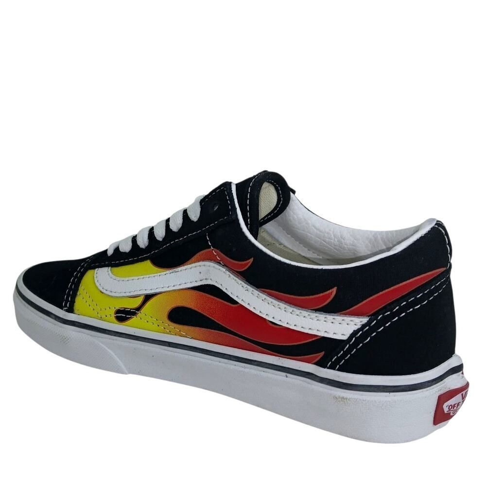 Vans Old Skool Boys New w/Tags Black with Flames Suede Sneakers - Size 4.5 - Picture 2 of 5